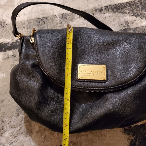 SOLD Marc Jacobs Crossbody - Picture 4 of 8